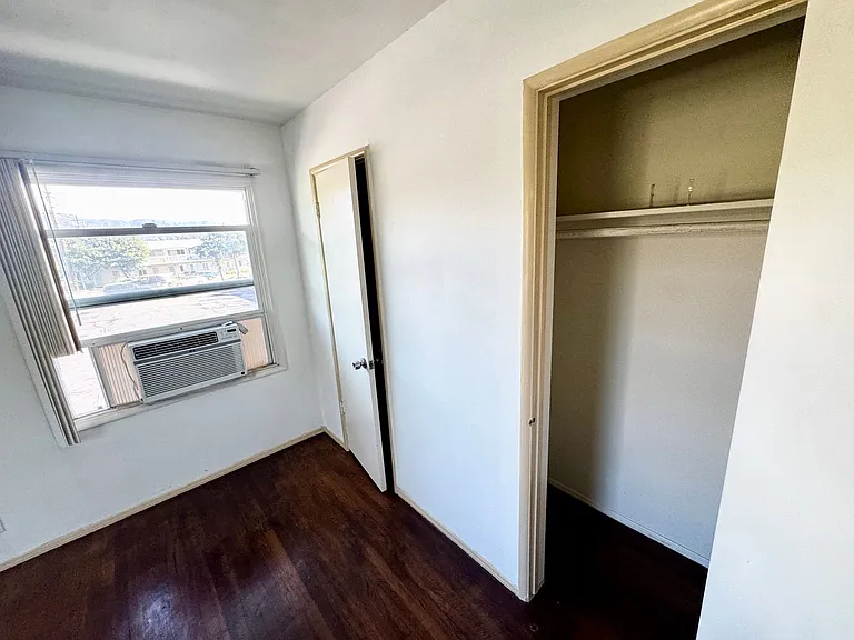 Charming 1 & 2 Bedrooms on the Chandler Bike Path — Photo 27