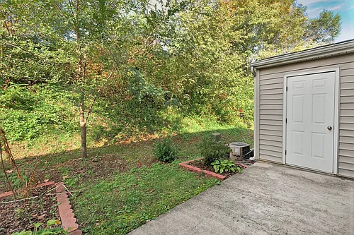 119 Waterbury Ct Photo 1