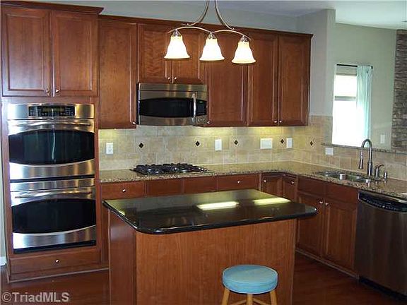 4th image of 5221 Helsley Ct