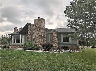 912 White Rd, Acme, PA 15610