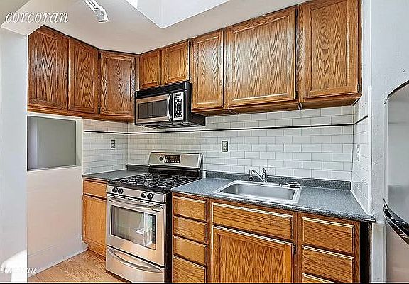 2nd image of 524 W 149th St #3