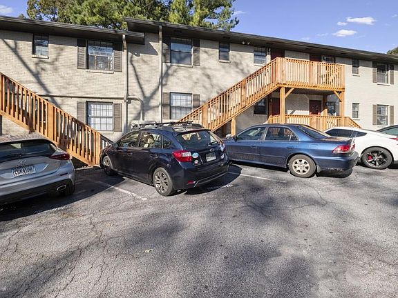 4th image of 410 Candler Park Dr #G11