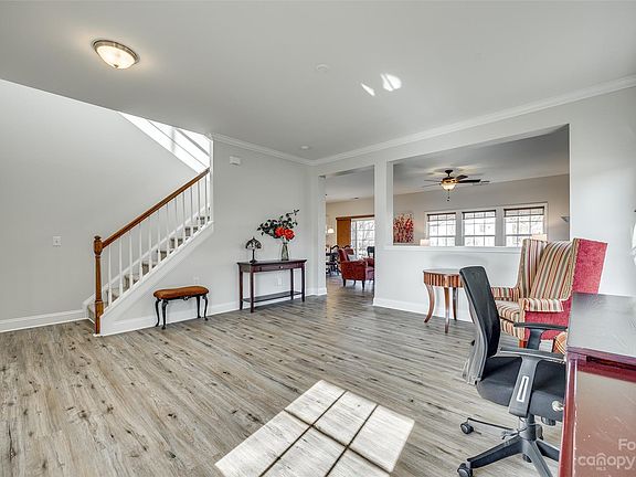 5th image of 6725 Oakdale Meadows Ct