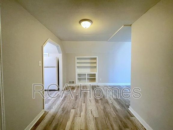 5th image of 101 S Bancroft St #101.5