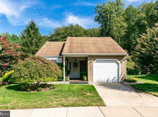 8 Panorama Ct, Mount Laurel, NJ