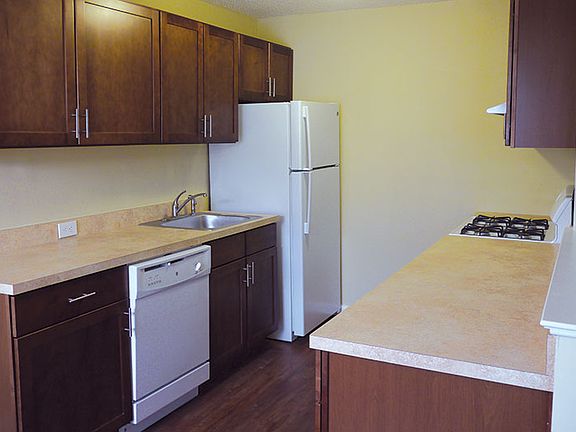 3rd image of 1521 Irene St APT 110