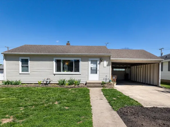 215 S Jones Ave, Maquoketa, IA 52060