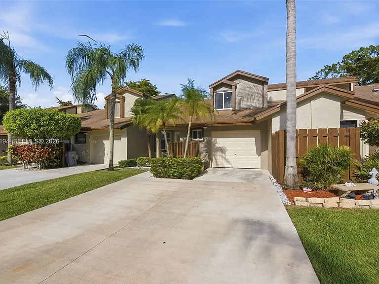 22384 Thousand Pines Ln — Photo 55