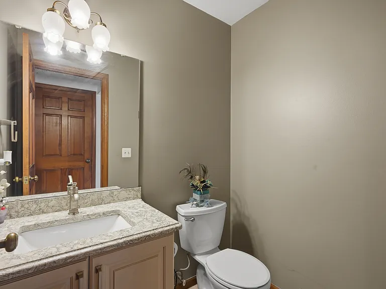 41605 Waterfall Rd — Photo 10