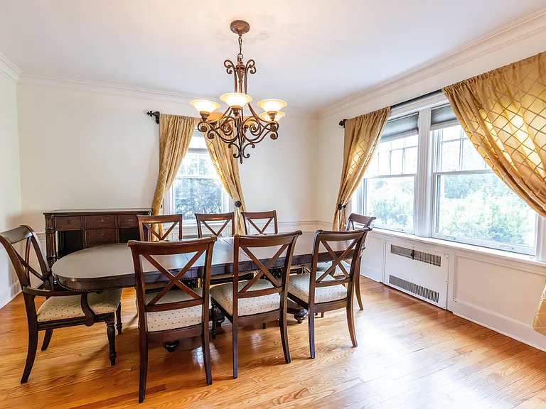 22 Serafin Pl — Photo 20