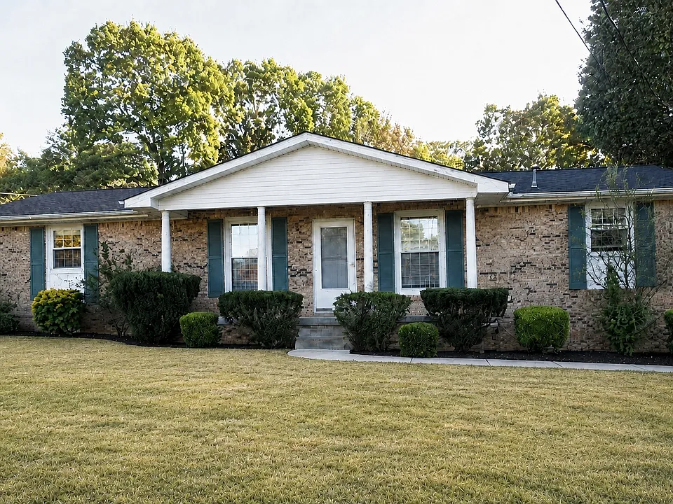 109 Ravenwood Cir