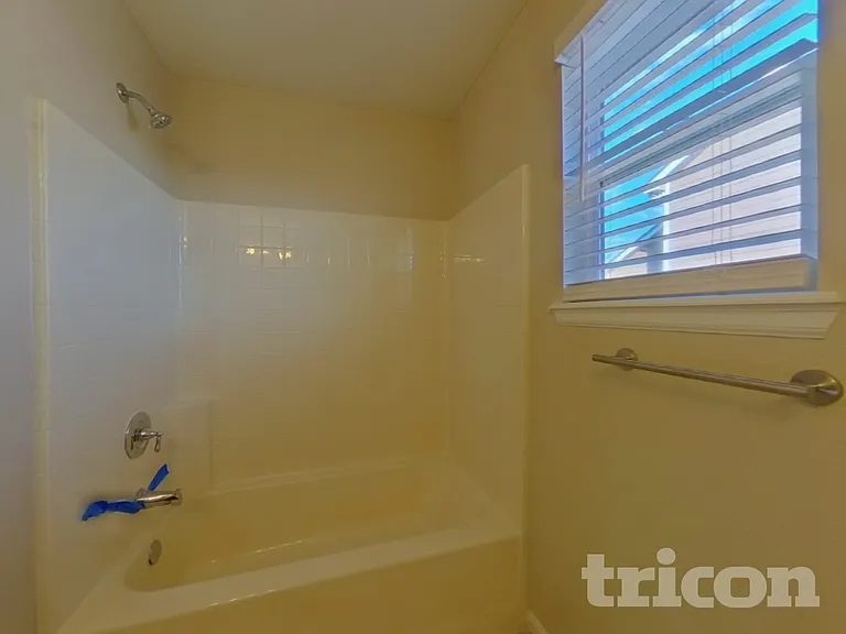 16565 Humboldt St — Photo 14