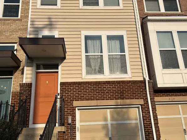 22492 Highcroft Ter, Ashburn, VA 20148