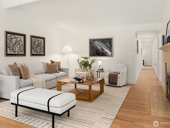 5th image of 16223 NE 26th Street
