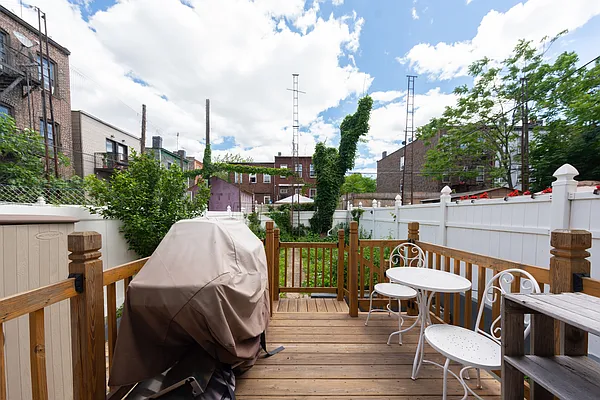 Rented by Corcoran | media 26