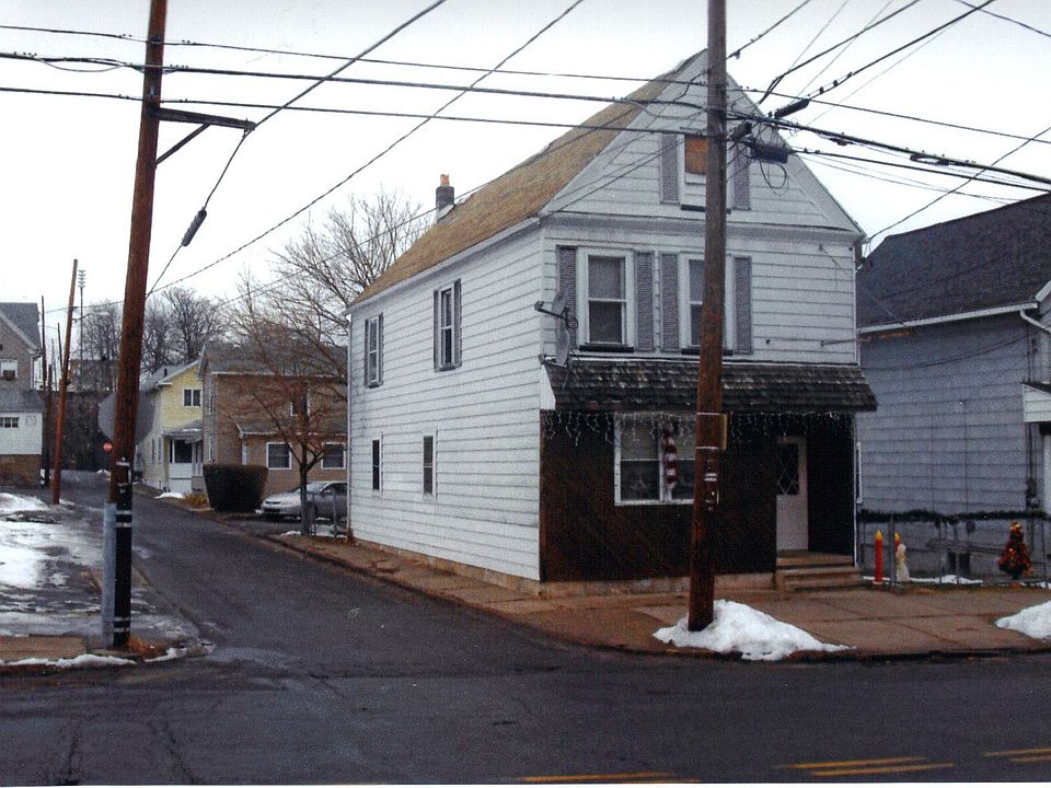 1st image of 371 Park Ave