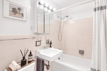 Rented by Level Group