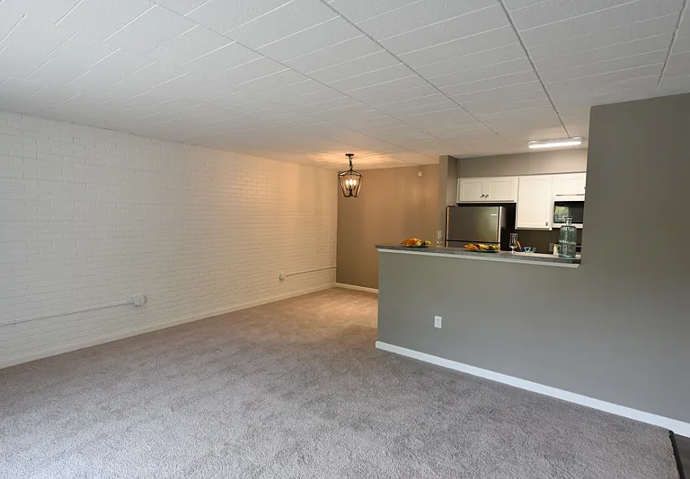 Durham Court Apartments — Photo 35
