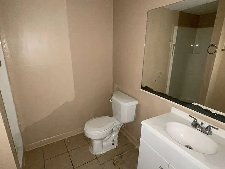 1505 Camelot Dr #1505 — Photo 20