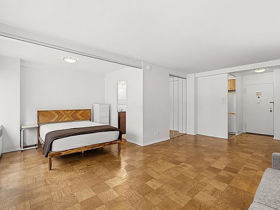 2nd image of 310 W 56th St APT 10E