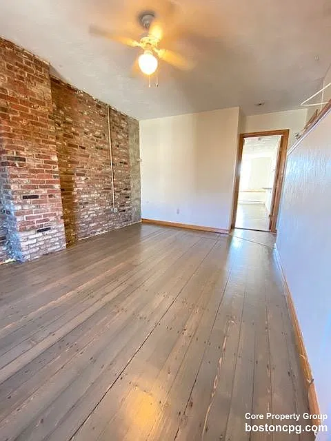 2 bed, 1.0 bath, $3,000 — Photo 4