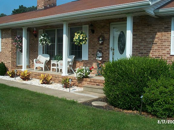 the front porch, a great place to watch the sunsets