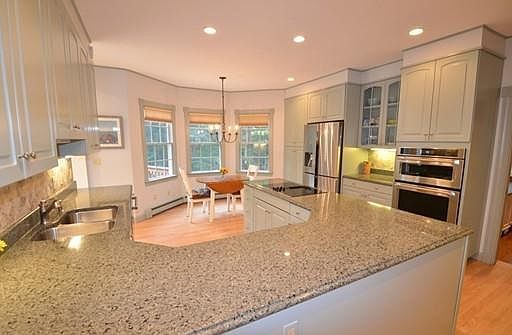 4th image of 44 Newell Dr