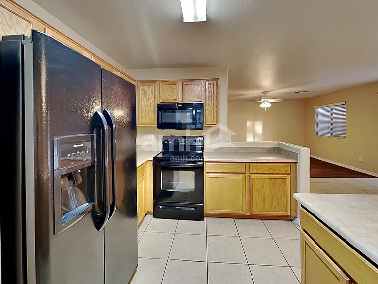 2451 S 160th Dr — Photo 3