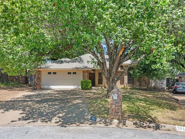 5811 Terra Dr, Arlington, TX 76017