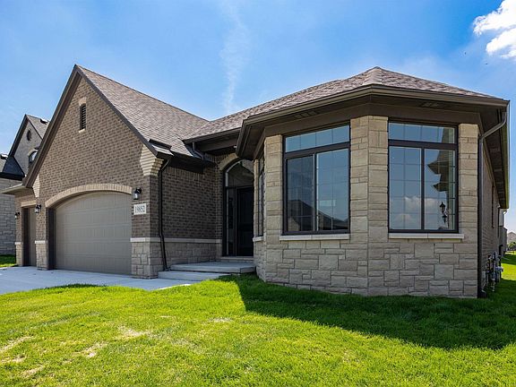 3rd image of 49033 Wingfield Dr