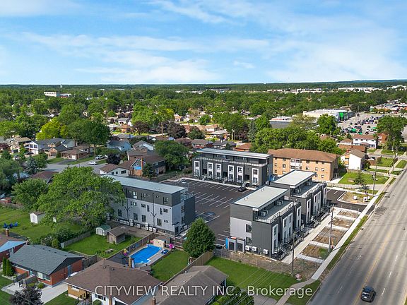 2nd image of 6638 McLeod Rd #309