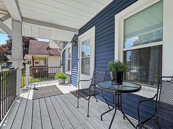 3rd image of 1002 C St