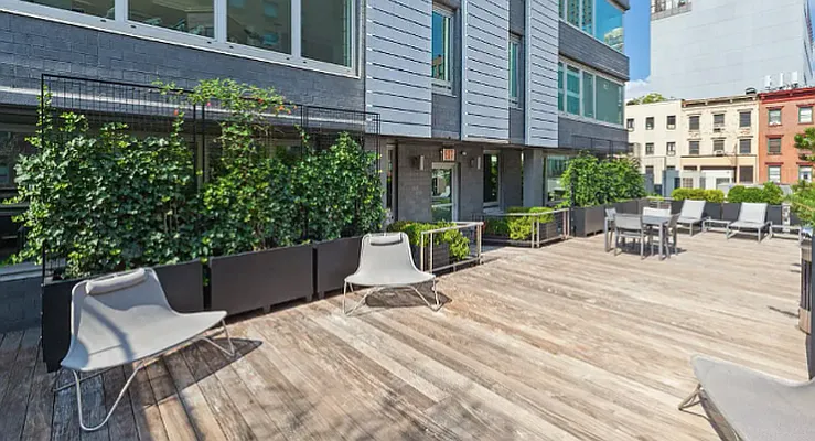 Rented by Living New York | media 18