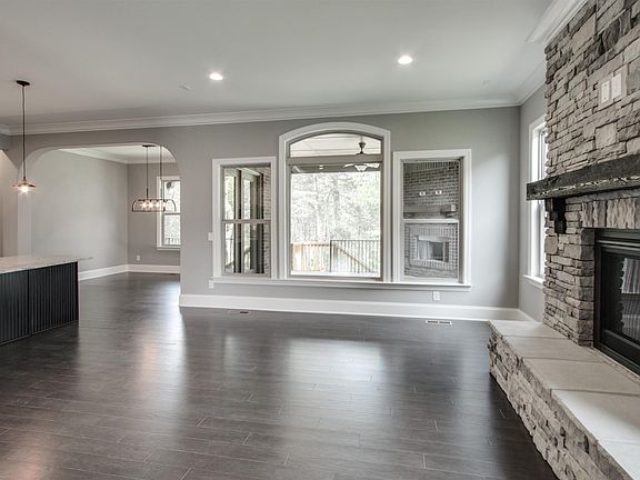 5th image of 112 Asher Downs Cir #2