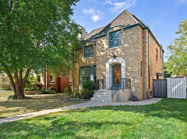 1227 N East Ave, Oak Park, IL 60302