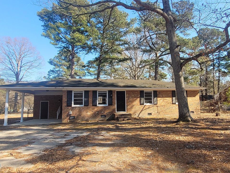 1st image of 403 Huntington Rd