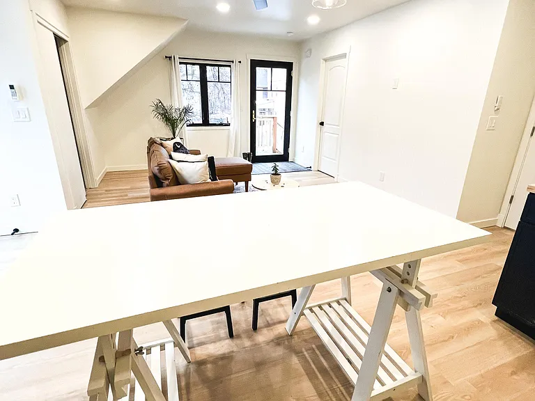2520 Jefferson Ave #3 — Photo 11