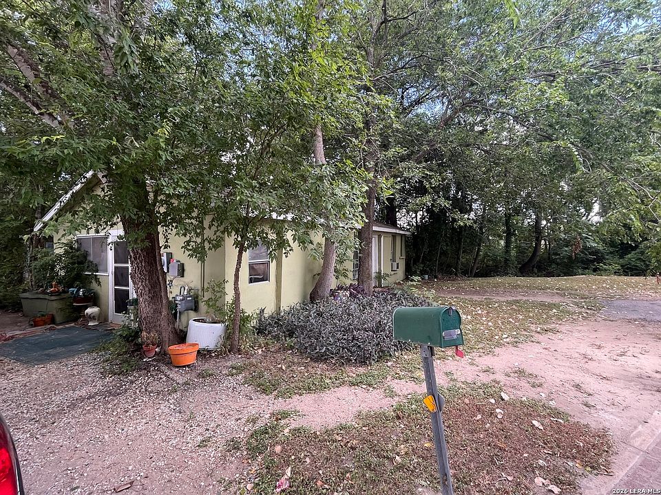 1st image of 9763 ESPADA RD