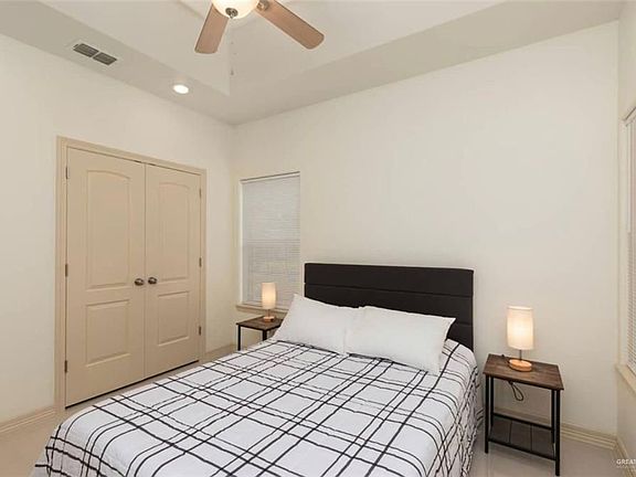 5th image of 6701 N 7th Ct #1
