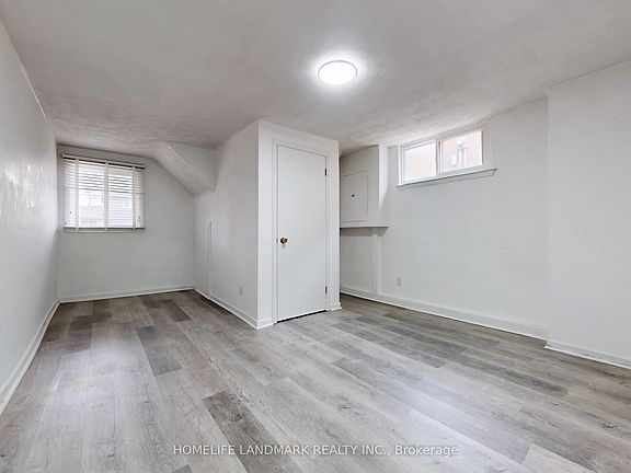 4th image of 225 Pineway Blvd #Basement