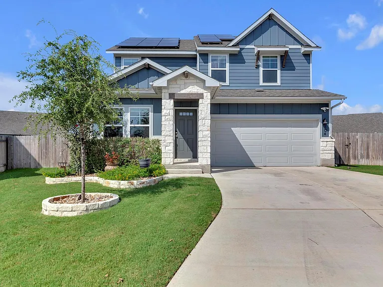 104 Javans Nest — Photo 3
