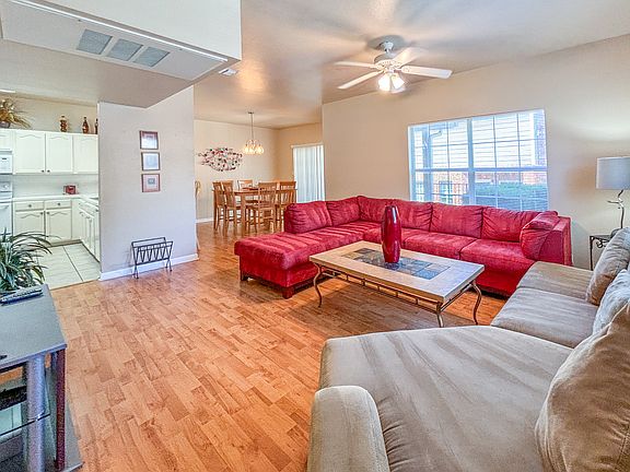 2nd image of 52 Chapel Hill Cir