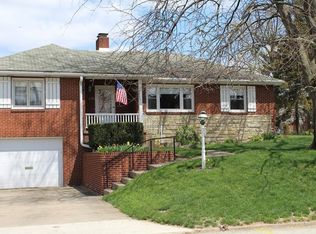 221 Crest Ave, Washington, PA
