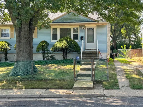 36 Liberty Street, Freehold, NJ 07728