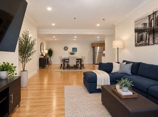 218 Jackson St APT 7, Hoboken, NJ 07030