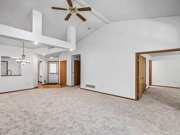4th image of 7588 Hinton Park Ave S