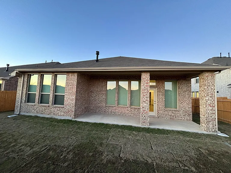 2513 Birchcrest Dr — Photo 38