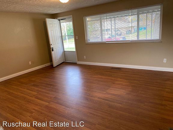 3rd image of 2306 Bushwick Dr