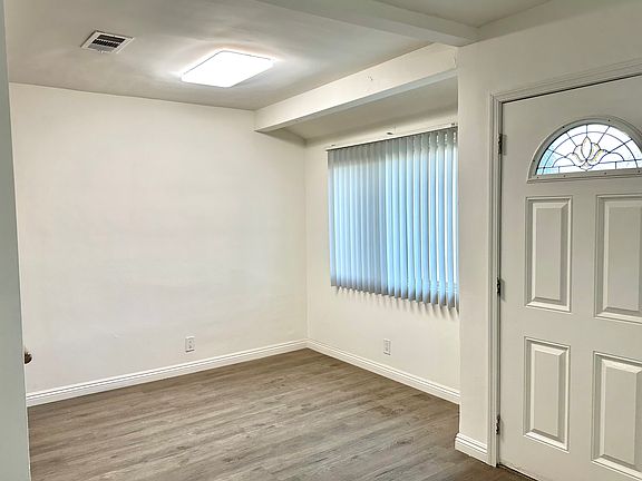 3rd image of 6955 Calhoun Ave