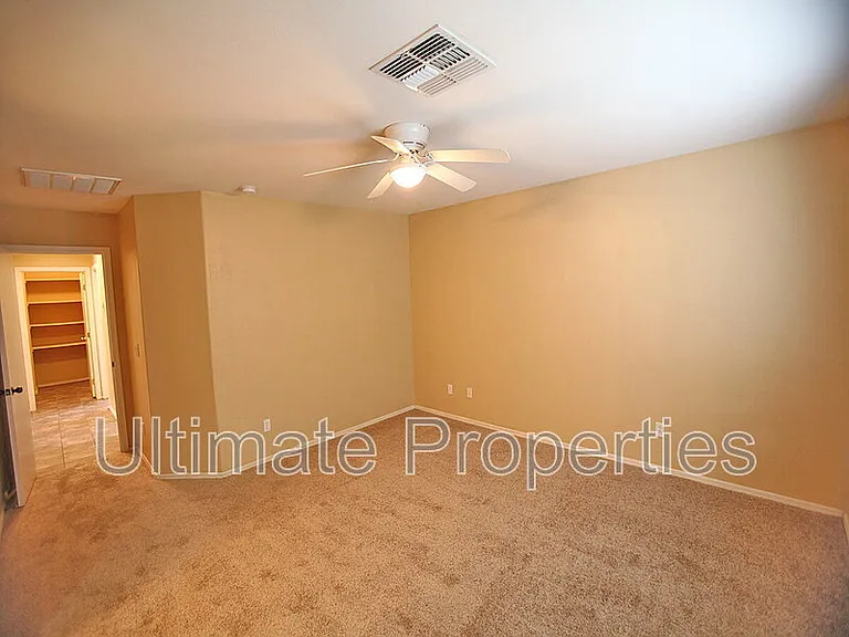 5947 S 249th Dr — Photo 11